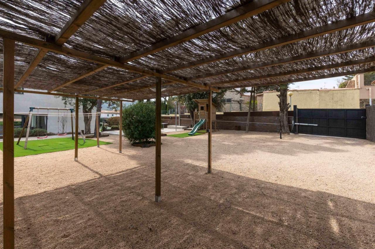 Naramia Sagaro Villa With Poolgarden10 Pax S'Agaro Dış mekan fotoğraf