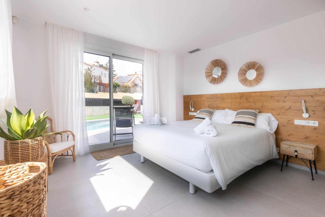 Naramia Sagaro Villa With Poolgarden10 Pax S'Agaro Dış mekan fotoğraf