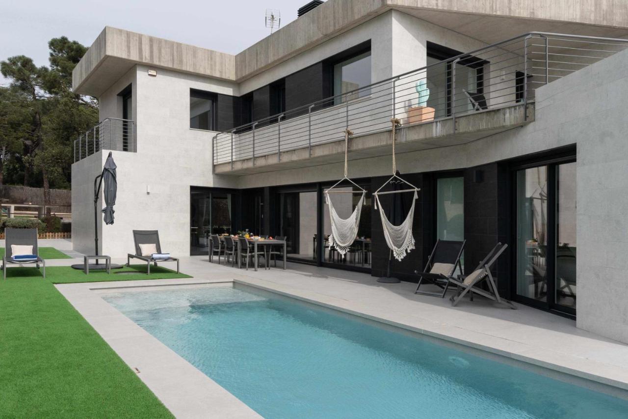 Naramia Sagaro Villa With Poolgarden10 Pax S'Agaro Dış mekan fotoğraf