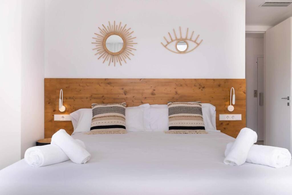 Naramia Sagaro Villa With Poolgarden10 Pax S'Agaro Dış mekan fotoğraf